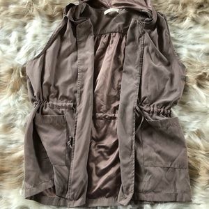 Super cute, flow vest!